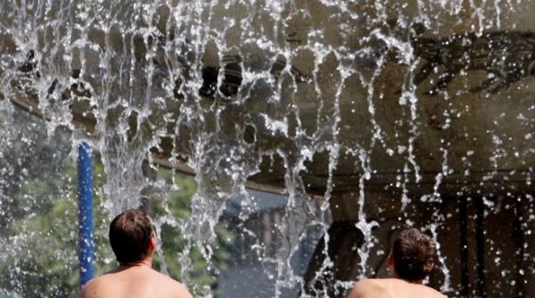 corturi anti canicula si puncte de prim ajutor de azi in capitala vezi unde