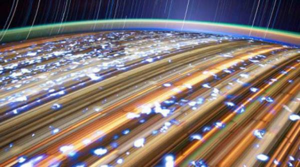 frumusetea uluitoare a cosmosului in imagini realizate de pe statia spatiala internationala