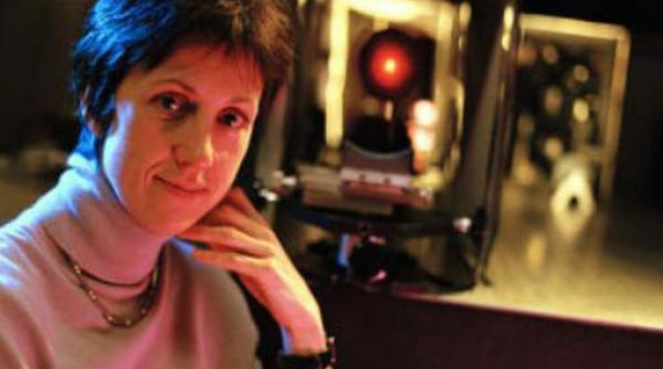 nume de cod cda29 o britanica poate distinge 100 de milioane de culori cu 99 de milioane mai multe decat un om obisnuit