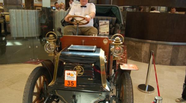 bunicuta de la 1900 si surorile masinii regale a ungariei la iasi