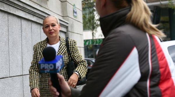 ultima ora familia nastase sustine maine o declaratie de presa la spitalul floreasca