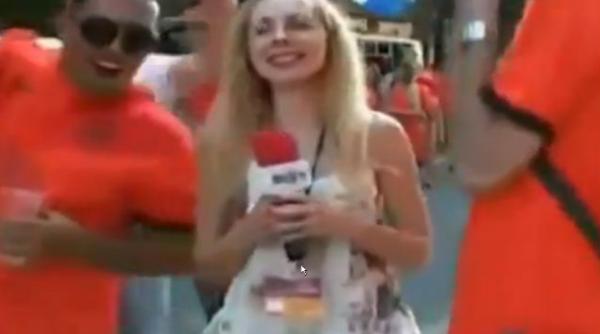 video suporteri olandezi chercheliti intrerup un reportaj