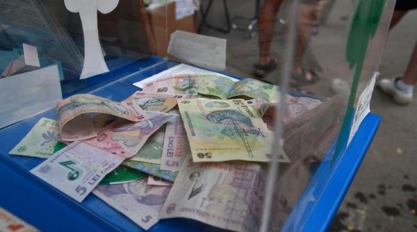 se inmultesc inselaciunile cu asistenti sociali care cer bani pentru scopuri umanitare vezi cum actioneaza escrocii