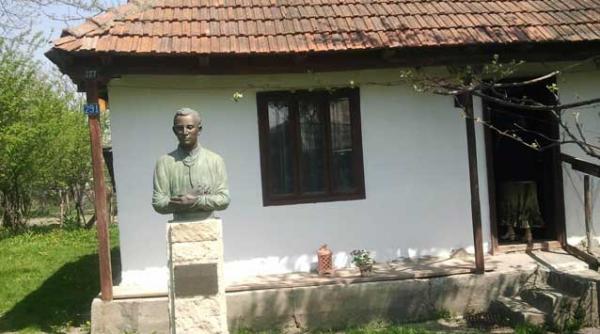 exista sfinti printre noi martin benedict medicul care se roaga mult