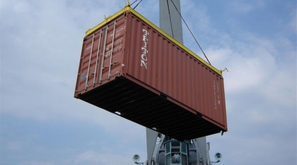 accesorii pentru calculator in valoare de peste 500 000 de lei fara documente legale confiscate de vamesii constanteni