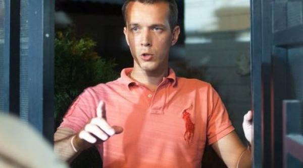 andrei nastase le este recunoscator celor care ii sustin tatal ce scrie fiul fostului premier pe facebook