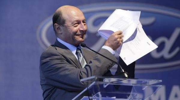 basescu a cumparat primul ford b max produs la craiova