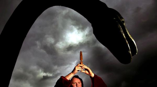 monstrul din loch ness prezentat ca real in manualul de biologie dintr o scoala crestina din sua