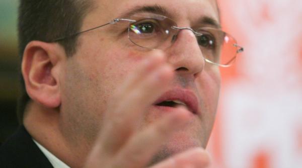 cristi preda despre conflictul reprezentarii romaniei la consiliul european ideal ar fi un compromis intre presedinte si premier