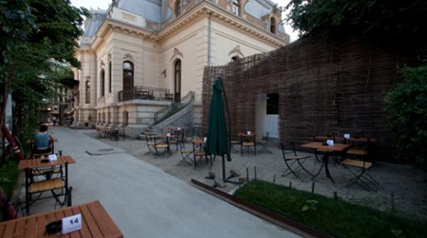 demisii in alb concedii fortate si ore suplimentare neplatite ce se ascunde sub presul cafenelei verona