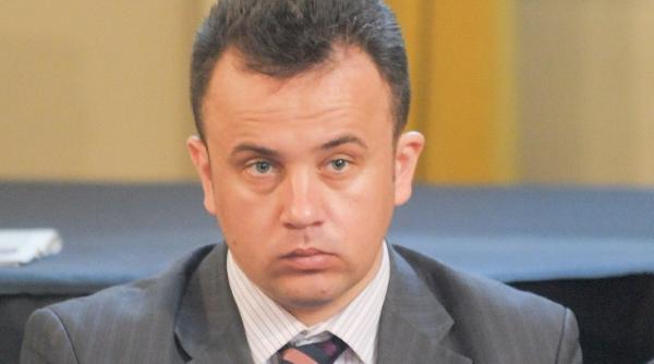 liviu pop ministrul interimar al educatiei verificat de ani pentru conflict de interese