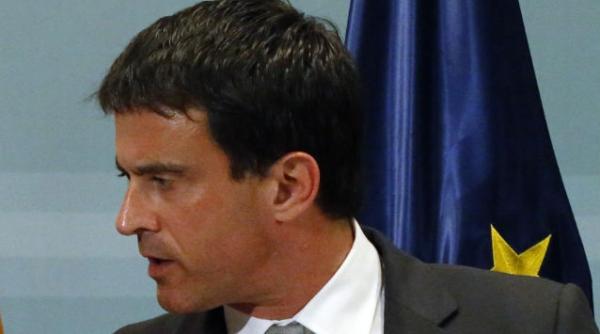 tupeu de romania patru hoti au operat cardul mamei ministrului de interne din franta