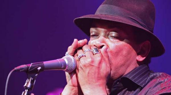 sugar blue doua concerte in clubul prietenii mei