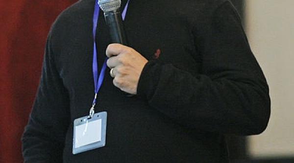 marius andruh presedintele consiliului de atestare a titlurilor universitare spaga de 7 milioane de lei de la funeriu