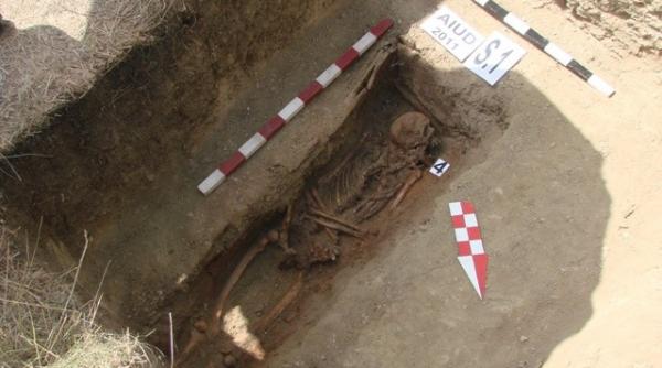 video reincep sapaturile arheologice la rapa robilor se cauta trupurile detinutilor morti la aiud