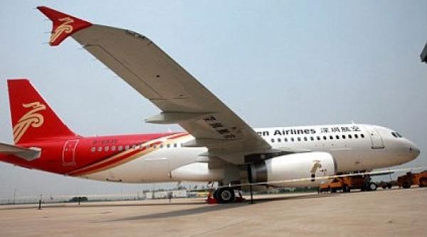 doi pirati ai aerului au fost ucisi in bataie de pasagerii unui avion chinez