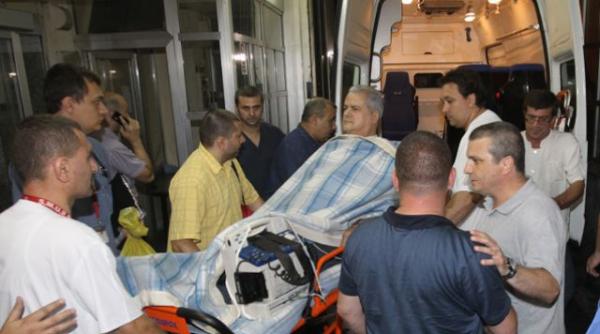 exclusiv motivarea instantei in cazul procedurii de arestare a lui adrian nastase medicii de la spitalul de urgenta au amanat nejustificat si ilegal externarea condamnatului