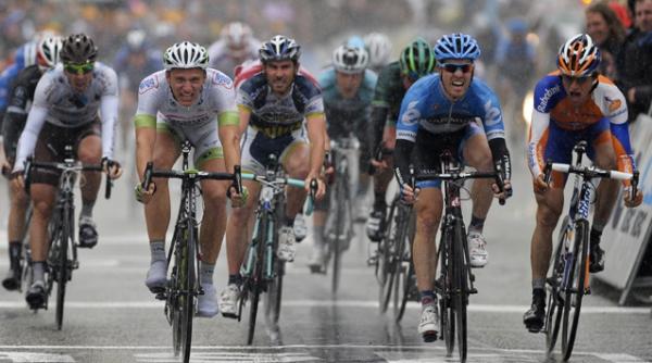 turul frantei dureri de stomac pentru kittel