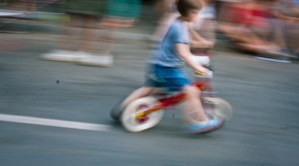 un barbat de 45 de ani din mures acuzat ca si a violat nepoata de 6 ani