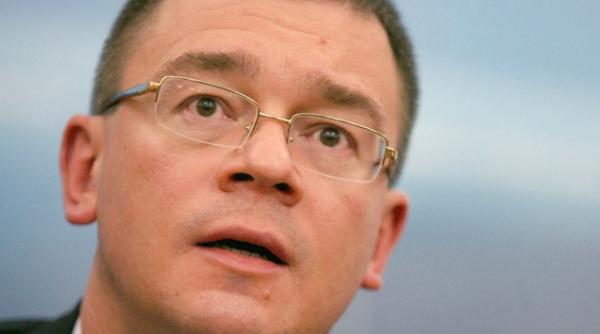 mihai razvan ungureanu a lansat initiativa civica de centru dreapta