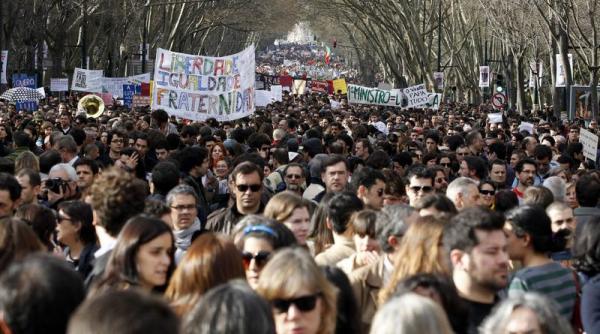 taierile de salarii si pensii sunt neconstitutionale in portugalia