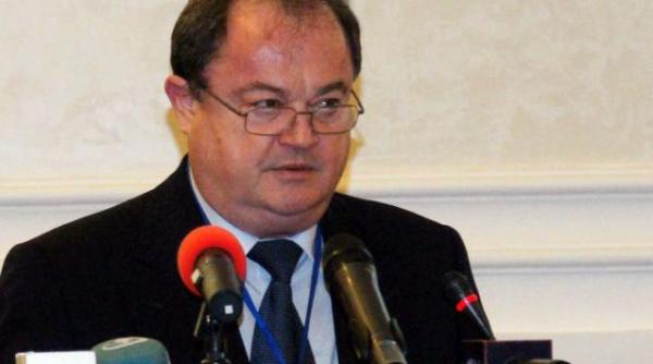 vasile blaga avizul ccr spune ca presedintele nu a incalcat constitutia