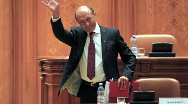capitan in suferinta presa straina despre suspendarea lui basescu