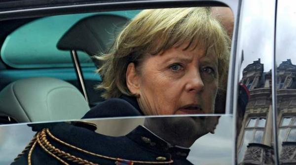 iliescu despre merkel doamna cancelar face parte din aceeasi familie politica si e o solidaritate de partid fata de basescu