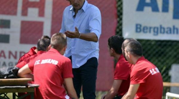 iures la dinamo inaintea supercupei bonetti s a contrat cu un titular in vestiar