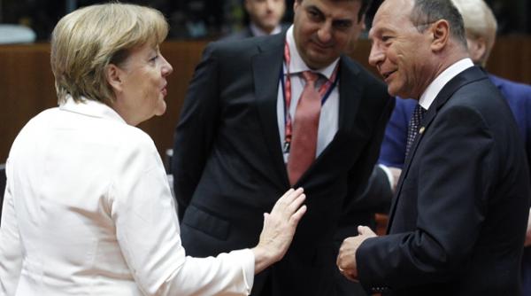 merkel dupa ce a discutat la telefon cu basescu este inacceptabil daca intr o tara a uniunii europene se incalca principiile de baza ale statului de drept ponta nu doamna merkel va vota pe 29