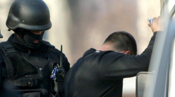 11 persoane retinute in dosarul de evaziune fiscala in care este cercetat si sorin blejnar fostul sef al anaf