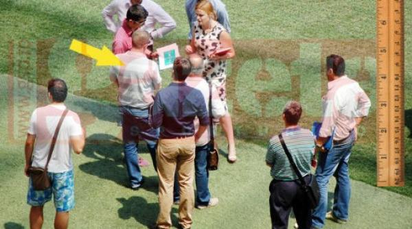 au masurat iarba cu rigla barcelona a trimis un om ca sa inspecteze conditiile amicalului cu dinamo