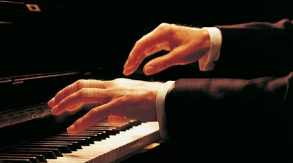 cum a devenit un constructor de piane crescator de porci