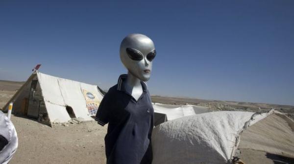 pregatiri pentru intalnirea cu extraterestrii unul dintre cei mai de succes fizicieni avertizeaza guvernele lumii