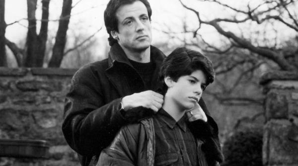 sylvester stallone implora presa sa nu mai speculeze moartea fiului sau