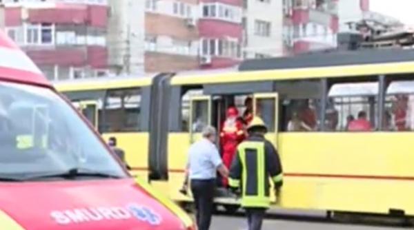 doua tramvaie s au ciocnit in capitala la intersectia rahova cu sebastian 18 oameni au fost raniti in accident
