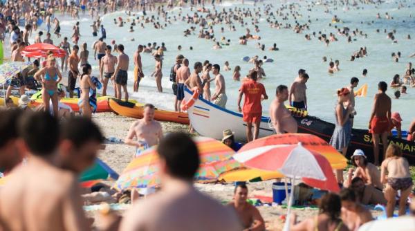 vacanta la romani trei sferturi stau acasa un sfert n a fost niciodata la mare