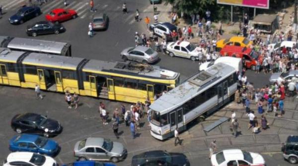 vatmanul tramvaiului 41 vinovat de producerea accidentului de la intersectia calea rahovei cu strada sebastian