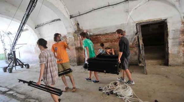 miercuri zi de baie povestea inchisorii mortii