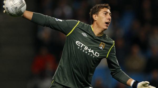de la manchester city in giulesti copos incearca sa l convinga pe pantilimon sa vina imprumut la rapid