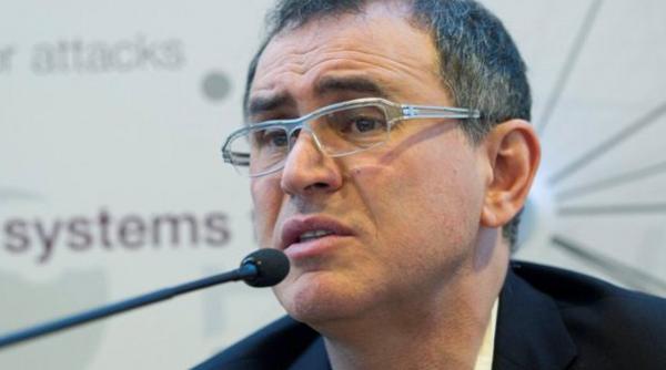 nouriel roubini arunca bomba pe twitter ce scrie profetul crizei pe reteaua de socializare