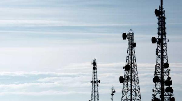 criza apasa greu peste telecomul global rezultate financiare dezastruoase concedieri masive