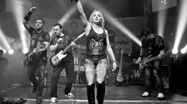 sambata concert steelborn in piata sfatului din brasov