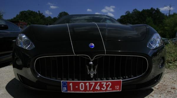 showroom butoane vezi ce masini de sute de mii de euro turau interlopii de giurgiu galerie foto