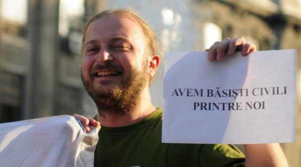 hit ul pietei universitatii base marinarul in regia lui vlad ioachimescu video