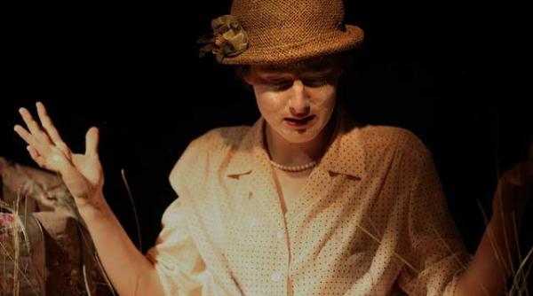 ce zile frumoase in august la unteatru