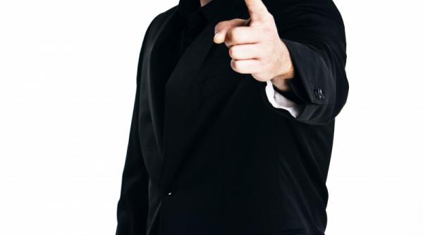 cheloo la x factor v ati gandit la o cariera in streaptease