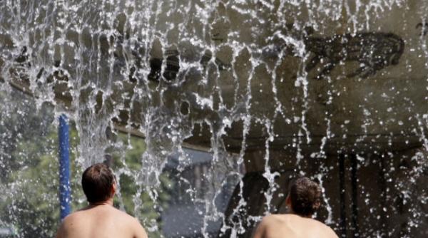 codul galben de canicula prelungit pana luni in sud si est ploi torentiale si vijelii in nord vest si centru