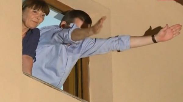 referendum 2012 video macovei si neamtu au iesit pe fereastra sediului pdl urland frenetic