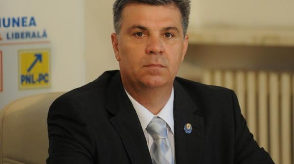 referendum 2012 zgonea usl ia in calcul sesizarea curtii constitutionale privind boicotul pdl la referendum